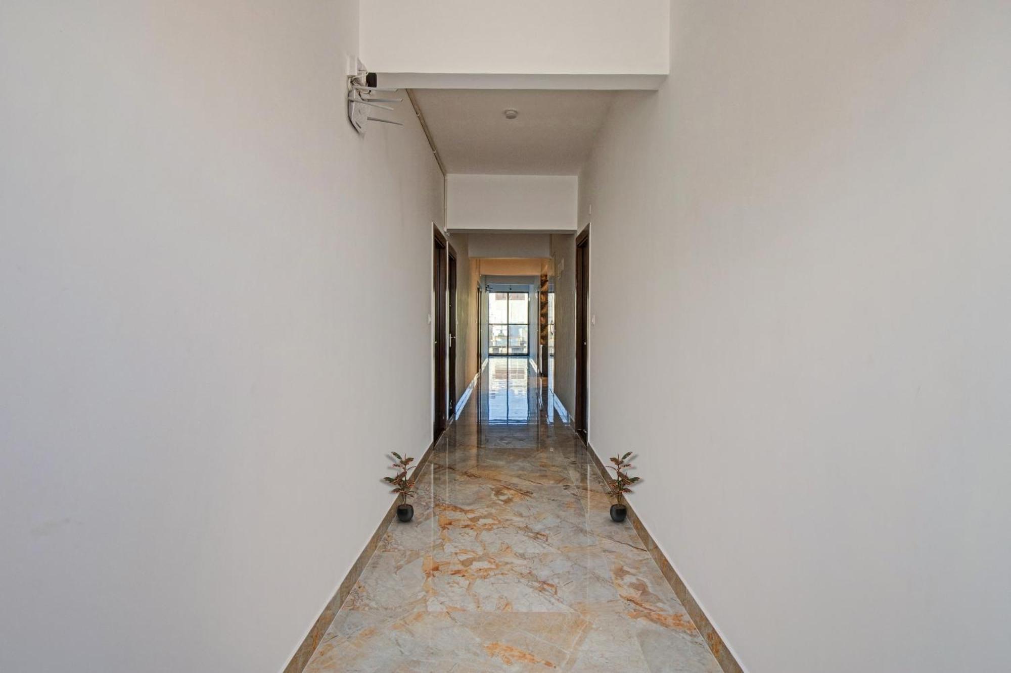 Super Collection O Petals Otium Business Hotel 班加罗尔 外观 照片