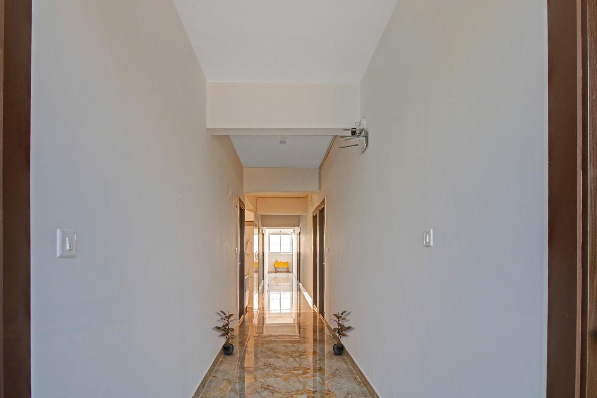 Super Collection O Petals Otium Business Hotel 班加罗尔 外观 照片