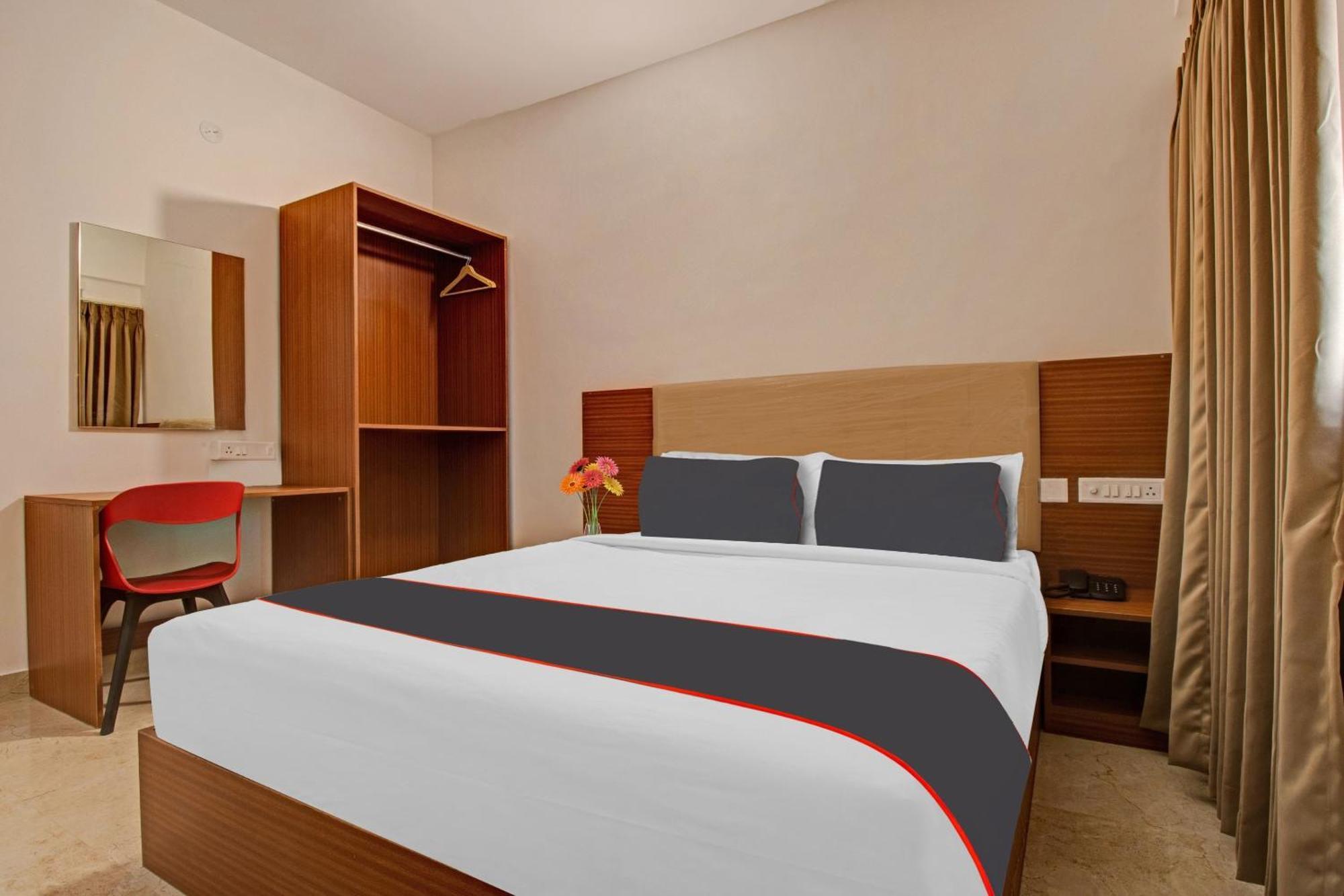 Super Collection O Petals Otium Business Hotel 班加罗尔 外观 照片