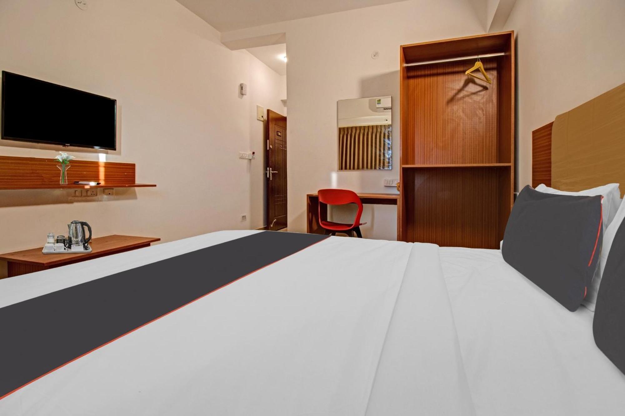 Super Collection O Petals Otium Business Hotel 班加罗尔 外观 照片